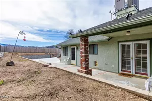 22221 Bogie St, Tehachapi, CA 93561 - Photo 29