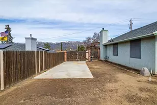 22221 Bogie St, Tehachapi, CA 93561 - Photo 33