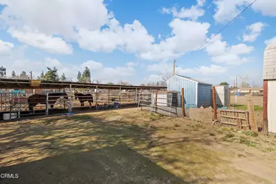 301 Sycamore Drive, Bakersfield, CA 93308 - Photo 35