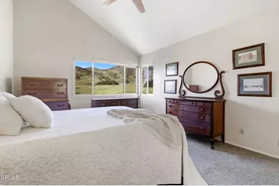 6051 Mescallero Place, Simi Valley, CA 93063 - Photo 17