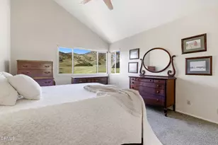 6051 Mescallero Pl, Simi Valley, CA 93063 - Photo 17