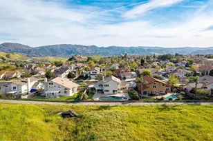 6051 Mescallero Pl, Simi Valley, CA 93063 - Photo 61