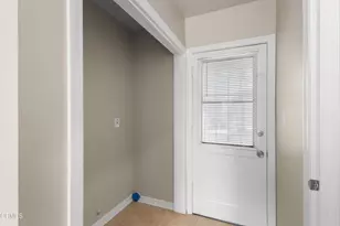 136 S Roosevelt Ave, Oxnard, CA 93030 - Photo 9