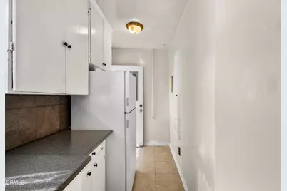 136 S Roosevelt Avenue, Oxnard, CA 93030 - Photo 43