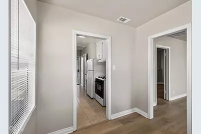 136 S Roosevelt Avenue, Oxnard, CA 93030 - Photo 7