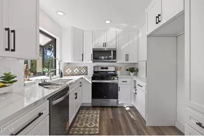 570 Eakins Lane, Ventura, CA 93003 - Photo 13