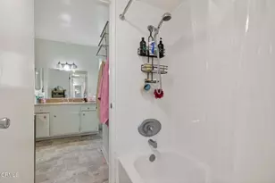 729 Ivywood Dr, Oxnard, CA 93030 - Photo 13