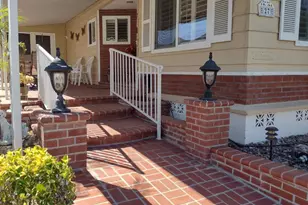 27 Tahquitz Dr, Camarillo, CA 93012 - Photo 1