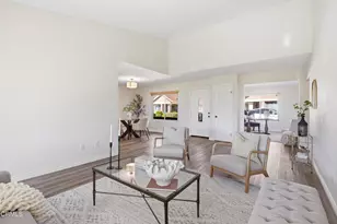 34120 Village 34, Camarillo, CA 93012 - Photo 9