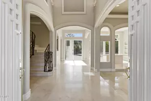 4174 Elm View Dr, Los Angeles, CA 91316 - Photo 7