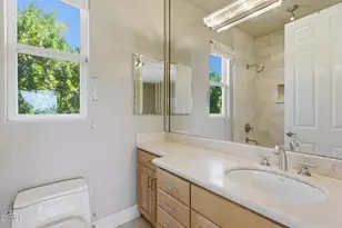 4174 Elm View Dr, Los Angeles, CA 91316 - Photo 33