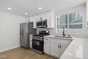 1948 Rory Ln, Simi Valley, CA 93063 - Photo 9