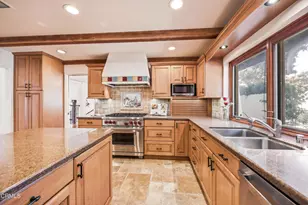 644 Camino De Celeste, Thousand Oaks, CA 91360 - Photo 15