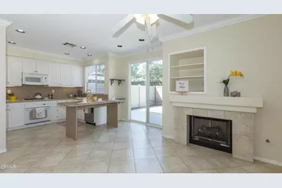 395 Via Cantilena, Camarillo, CA 93012 - Photo 11