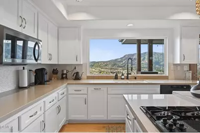 838 Crestview Court, Santa Paula, CA 93060 - Photo 17