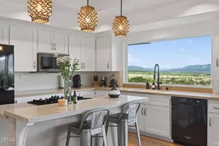 838 Crestview Ct, Santa Paula, CA 93060 - Photo 19