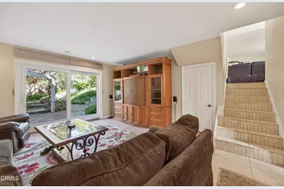 49 Brea Court, Camarillo, CA 93010 - Photo 17