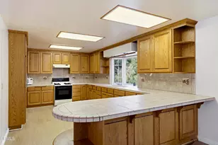 15811 Calle El Capitan, Green Valley, CA 91390 - Photo 9