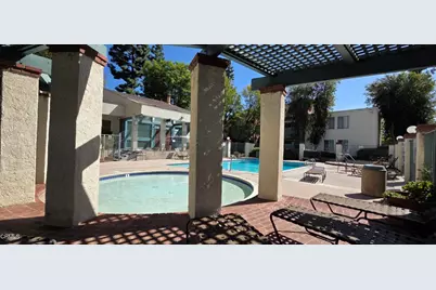 5700 Etiwanda Avenue #123, Tarzana, CA 91356 - Photo 37
