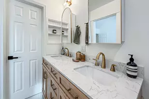 5465 Newcastle Ave, Encino, CA 91316 - Photo 19