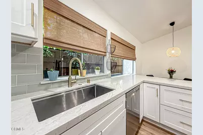 5465 Newcastle Avenue #6, Encino, CA 91316 - Photo 7