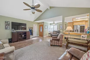 42112 Village 42, Camarillo, CA 93012 - Photo 5