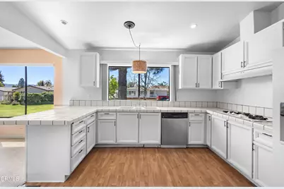 975 W Telegraph Road #77, Santa Paula, CA 93060 - Photo 5