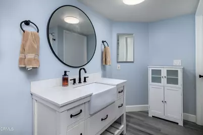 865 S B Street #Q1, Oxnard, CA 93030 - Photo 9