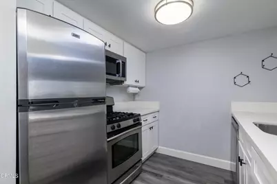 865 S B Street #Q1, Oxnard, CA 93030 - Photo 7