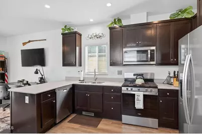 9097 N Ventura Avenue #8, Ventura, CA 93001 - Photo 7