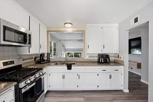 202 Avon Ln, Fillmore, CA 93015 - Photo 7