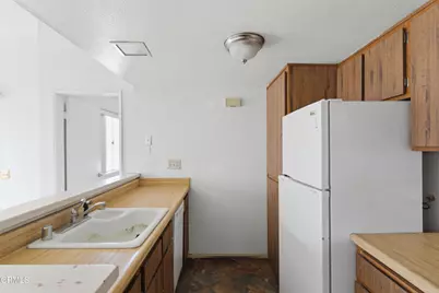 4651 Alamo Street #F, Simi Valley, CA 93063 - Photo 11