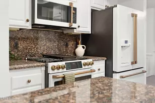 738 Capitan St, Thousand Oaks, CA 91320 - Photo 17