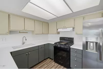 529 W Santa Barbara Street, Santa Paula, CA 93060 - Photo 7