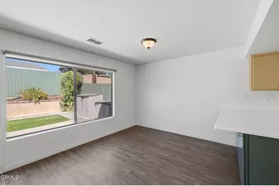 529 W Santa Barbara Street, Santa Paula, CA 93060 - Photo 5