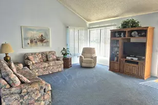 35208 Village 35, Camarillo, CA 93012 - Photo 11