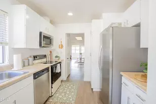 5142 Village 5, Camarillo, CA 93012 - Photo 11