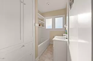 570 Poli St, Ventura, CA 93001 - Photo 49