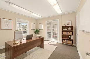 570 Poli St, Ventura, CA 93001 - Photo 55