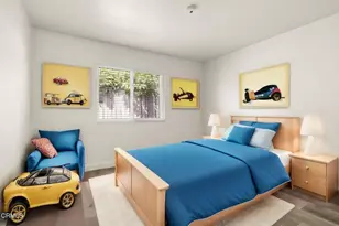 9417 9419 Petit Ct, Ventura, CA 93004 - Photo 15