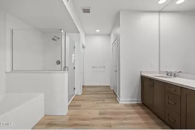 2850 Wagon Wheel #402, Oxnard, CA 93036 - Photo 23