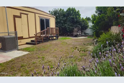 182 Calle De La Rosa #182, Camarillo, CA 93012 - Photo 3
