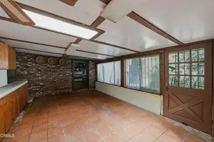 975 E Avenida De Los Arboles, Thousand Oaks, CA 91360 - Photo 9