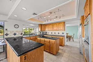 15870 Calumet Ct, Riverside, CA 92506 - Photo 7