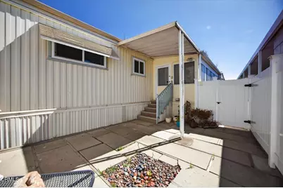 98 Begonia Place #98, Ventura, CA 93004 - Photo 29