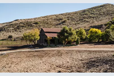 11666 Santa Rosa Road, Camarillo, CA 93012 - Photo 45