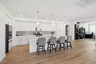 2800 Wagon Wheel Road #304, Oxnard, CA 93036 - Photo 1