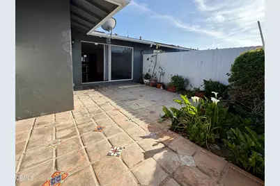 137 E Garden Green, Port Hueneme, CA 93041 - Photo 15