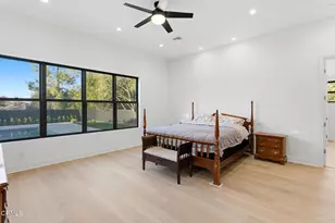 395 Sherwood Ct, Thousand Oaks, CA 91361 - Photo 17