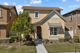 693 Nile River Dr, Oxnard, CA 93036 - Photo 1